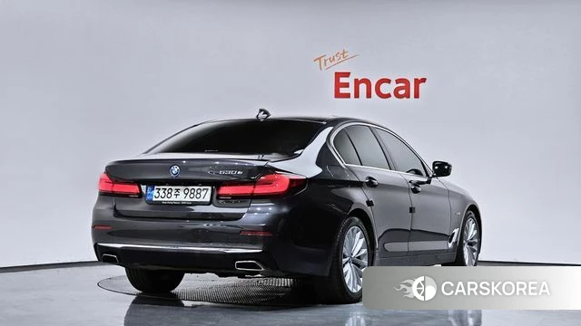 BMW 5 Series (G30) id 3865820 из Кореи 12