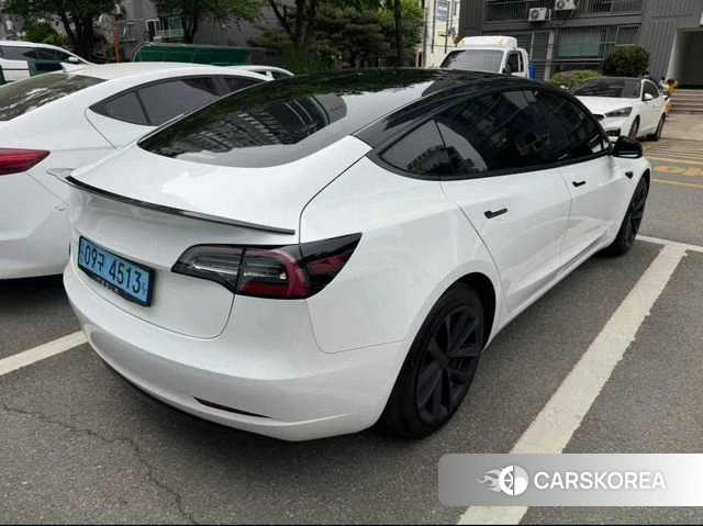 Tesla Model 3 2022 Белый из Кореи, фото 2