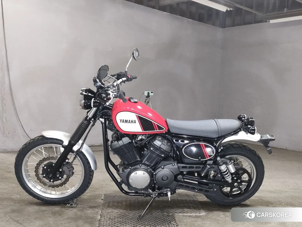 Проданный Yamaha SCR950 SCRAMBLER 2019 из Японии, фото 2