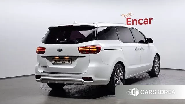 Kia The New Carnival id 3479789 из Кореи 12