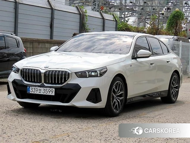 BMW 5 Series (G60) id 4734798 из Кореи 12