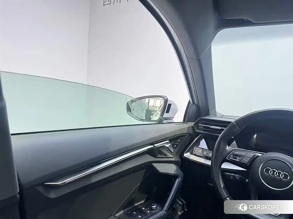 Audi A3 2023 Белый из Китая, фото 6