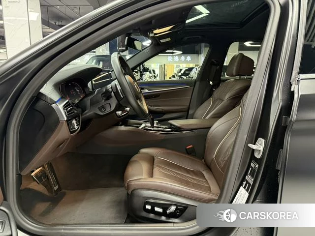 BMW 5 series (imported) 2022 Черный из Китая, фото 6