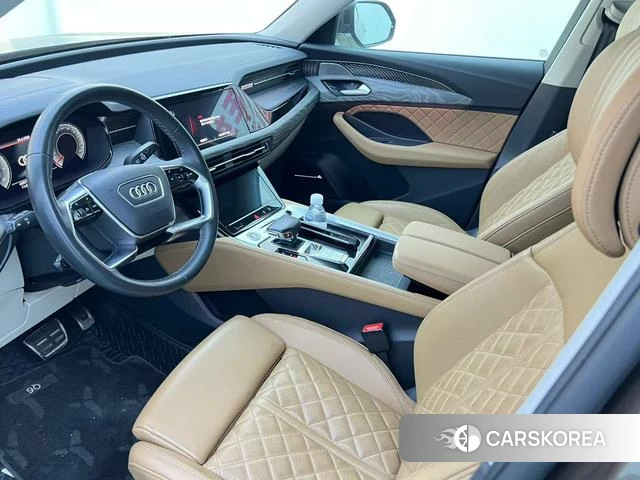Audi Q6 2025 Коричневый из Китая, фото 2