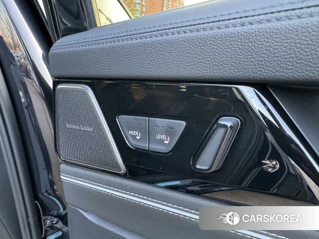 Volkswagen Passat id 3919453 из Китая 12