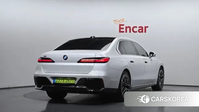 BMW 7 Series (G70) id 3523342 из Кореи 12