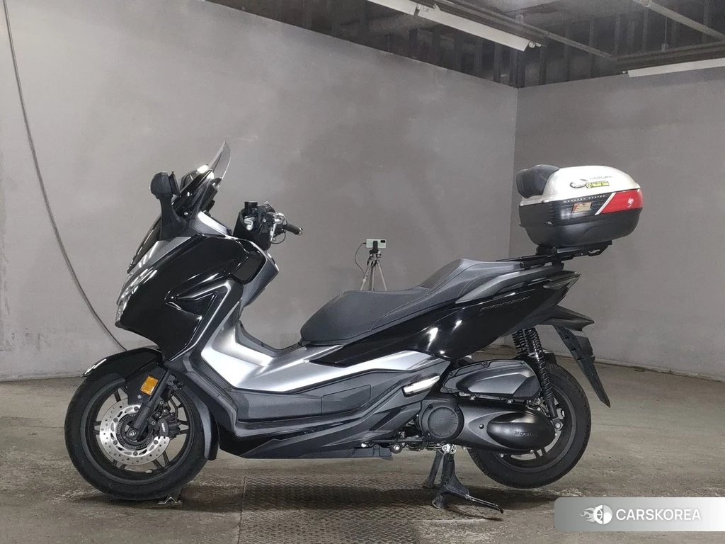 Проданный Honda FORZA 2018 из Японии