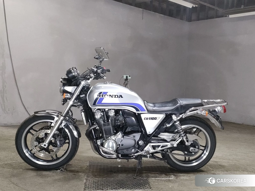 Проданный Honda CB1100 2012 из Японии