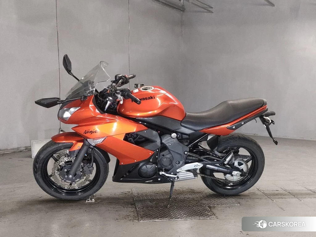 Проданный Kawasaki NINJA 650R 2011 из Японии, фото 2