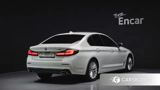 BMW 5 Series (G30) id 3192491 из Кореи 12