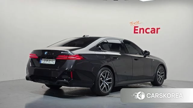 BMW 5 Series (G60) id 4757480 из Кореи 12