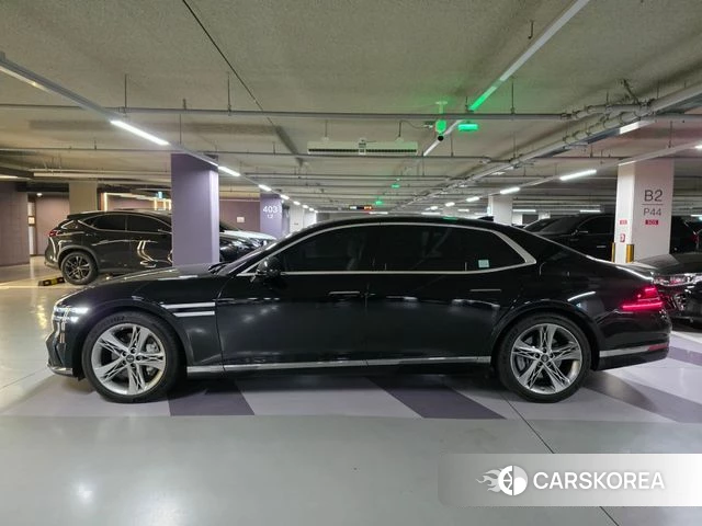 Genesis G90 (RS4) 2022 Черный из Кореи, фото 2