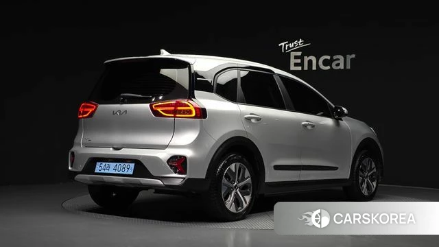 Kia Niro Plus id 4899032 из Кореи 12