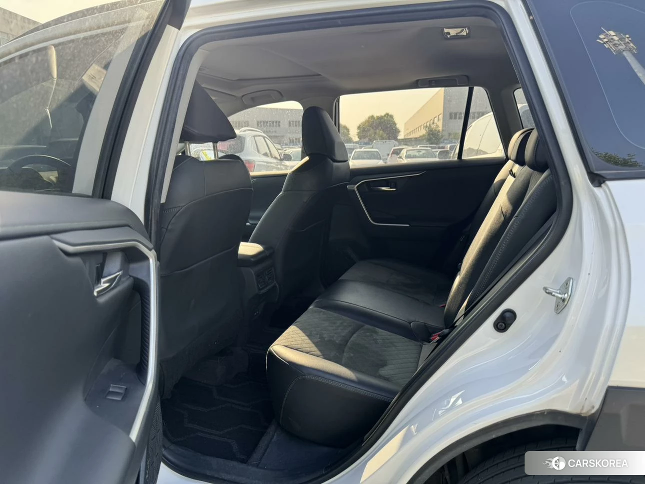 Toyota RAV4 Rongfang 2022 Белый из Китая, фото 2