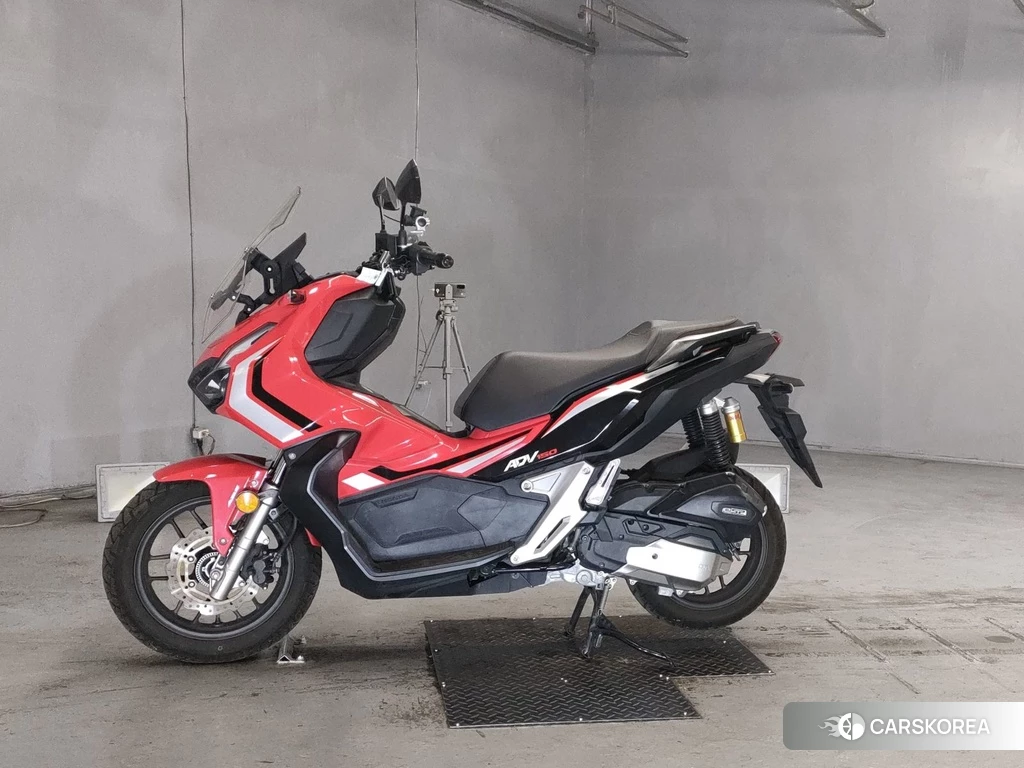 Проданный Honda ADV150 2019 из Японии