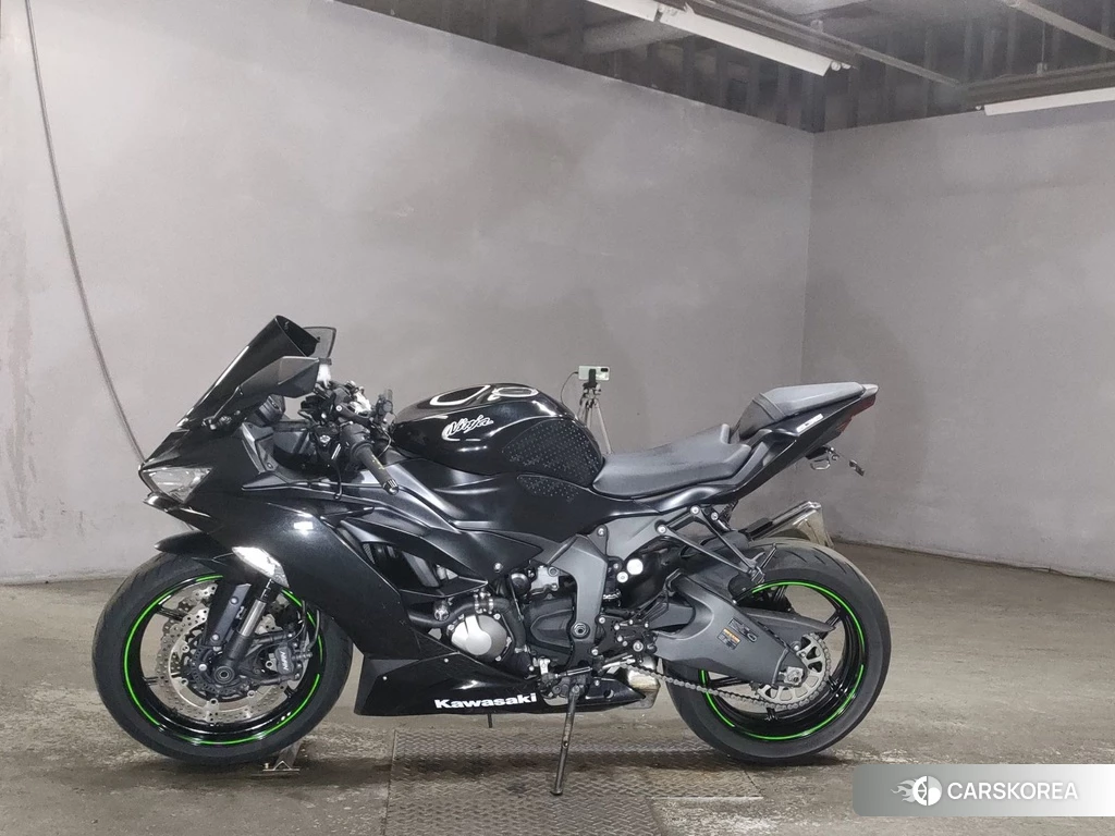 Проданный Kawasaki ZX-6R NINJA 2019 из Японии