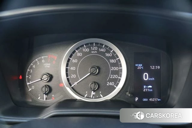 Toyota Corolla id 4258323 из Китая 8
