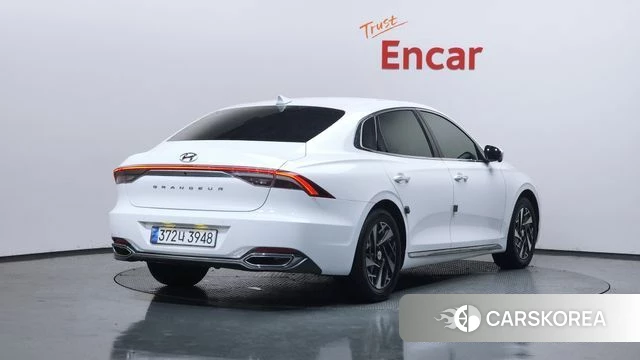 Hyundai The New Grandeur IG Hybrid id 4349958 из Кореи 12