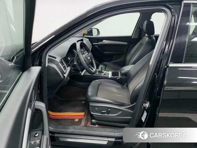 Audi Q5L id 4209417 из Китая 12