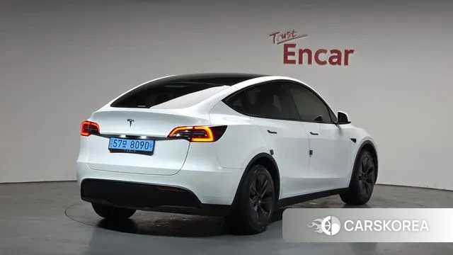 Tesla Model Y id 3776108 из Кореи 12