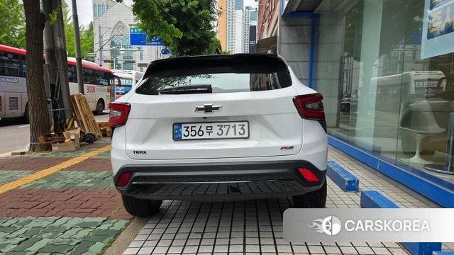 Chevrolet (GM Daewoo) Trax Crossover 2025 Белый из Кореи, фото 3