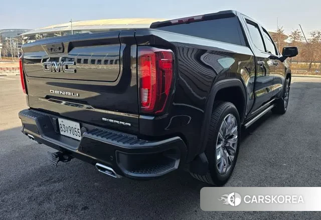 GMC Sierra 2023 Черный из Кореи, фото 2