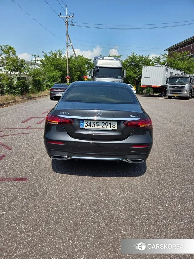 Mercedes-Benz E-Class W213 2021 Серый из Кореи, фото 2