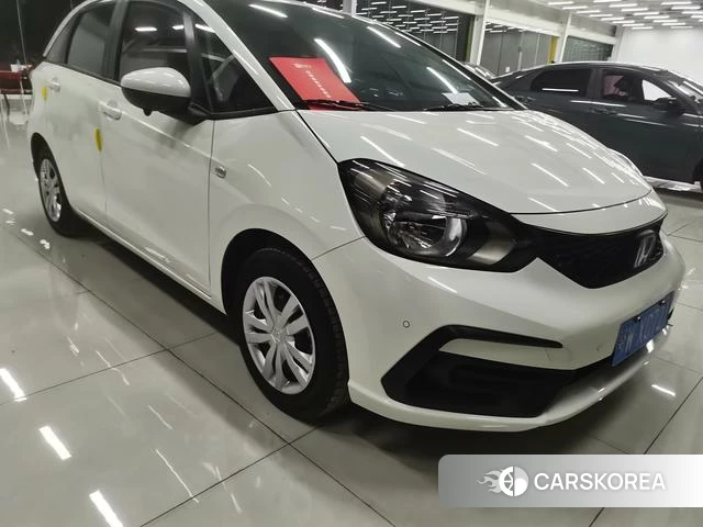 Honda Fit 2022 Белый из Китая, фото 2