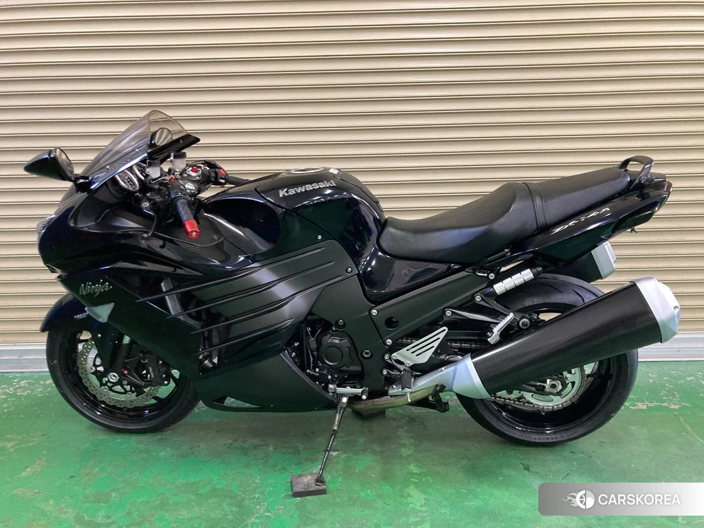 Проданный Kawasaki ZX-14R NINJA ABS 2013 из Японии, фото 2