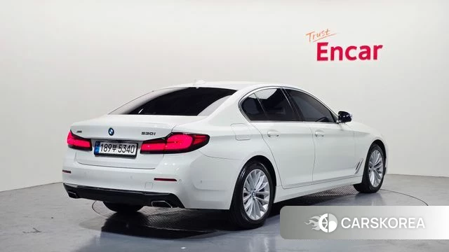 BMW 5 Series (G30) id 4224158 из Кореи 12