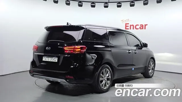 Kia The New Carnival id 2917546 из Кореи 12