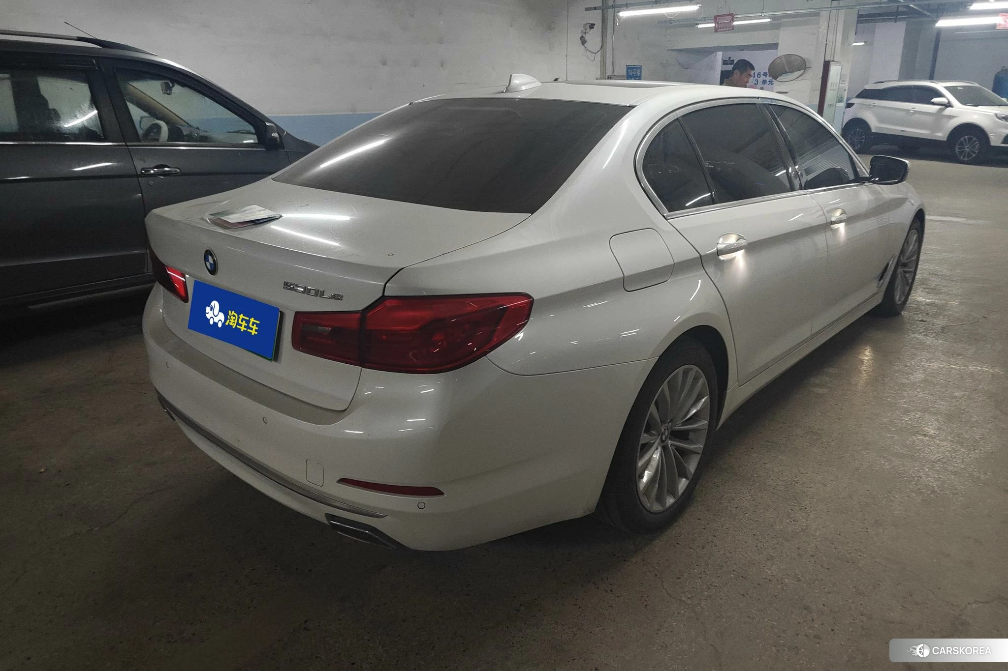 BMW 5 series PHEV id 4452249 из Китая 9