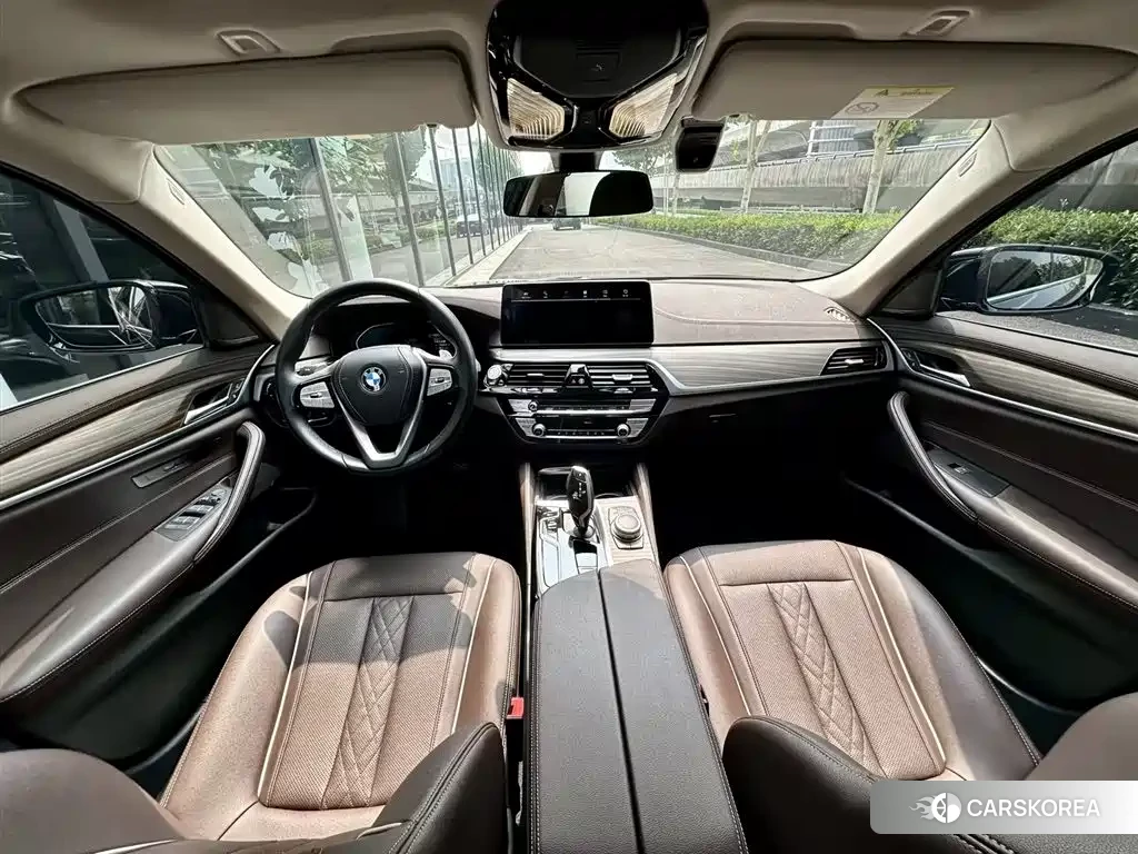 BMW 5 series 2022 Черный из Китая, фото 6
