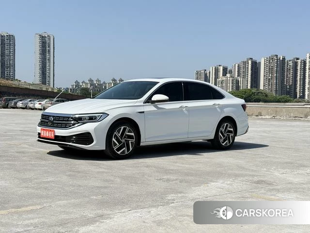 Volkswagen Sagitar 2024 Белый из Китая, фото 2