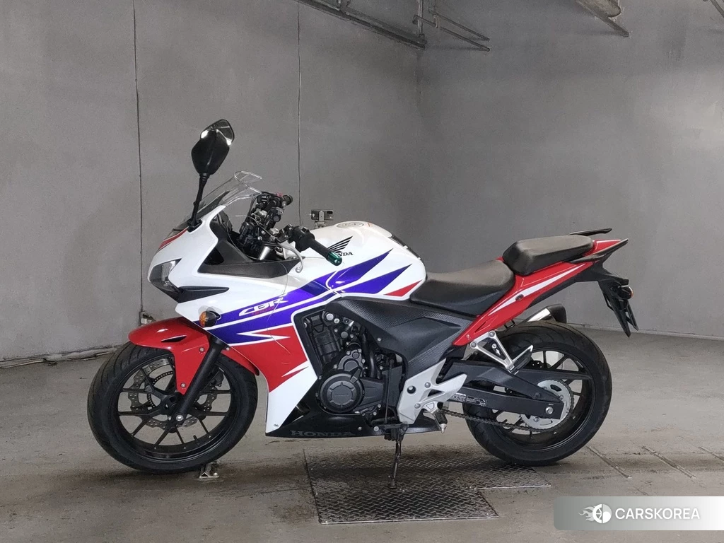Проданный Honda CBR400R 2013 из Японии, фото 2