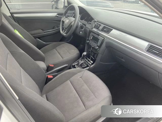 Volkswagen Bora 2021 Белый из Китая, фото 5