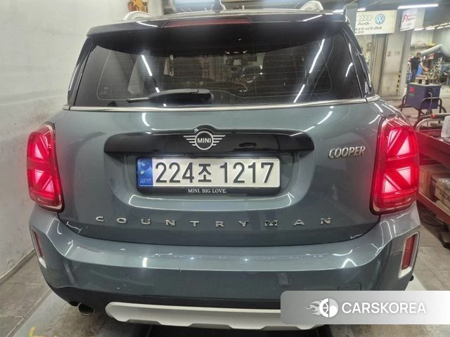 Mini Cooper Countryman 2022 Зеленый из Кореи, фото 2