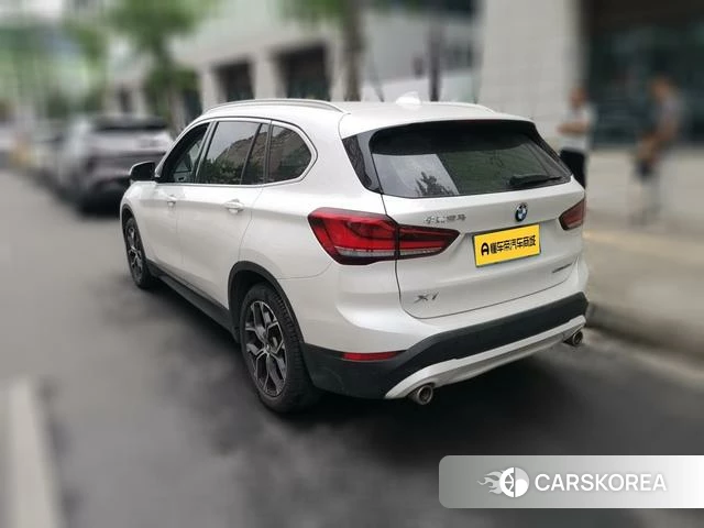 BMW X1 2021 Белый из Китая, фото 2