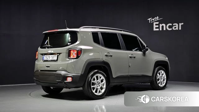 Jeep Renegade id 4670682 из Кореи 12