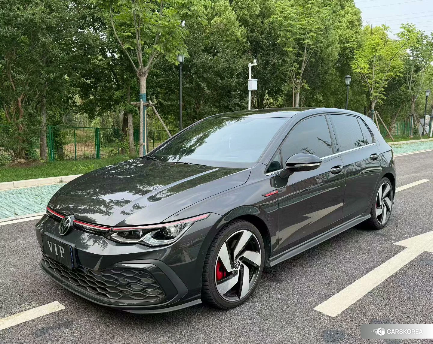 Volkswagen Golf 2021 Темно-серый из Китая, фото 2