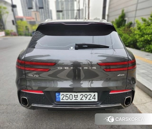 Genesis GV70 2024 Серый из Кореи, фото 2