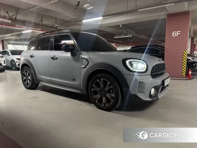 Mini Cooper S Countryman 2022 Светло-серебряный цвет из Кореи, фото 4