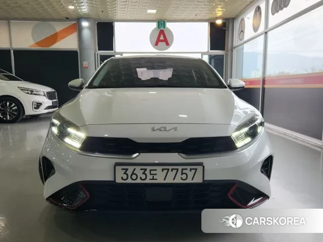 Kia The New K3 2nd generation 2021 Белый из Кореи, фото 2