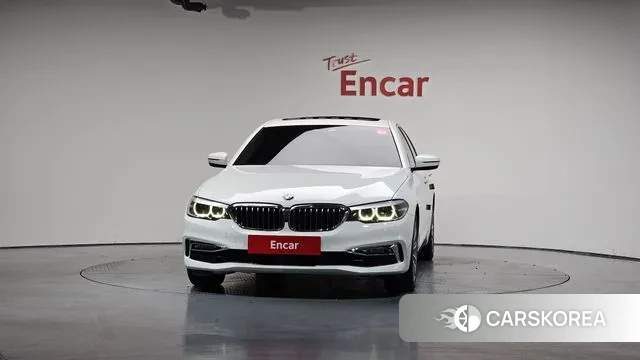 BMW 5 Series (G30) id 3403066 из Кореи 12