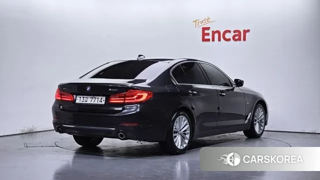 BMW 5 Series (G30) id 3308189 из Кореи 12