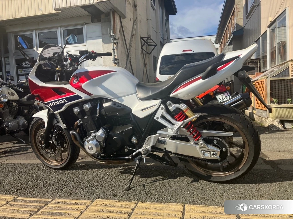 Проданный Honda CB1300SF BOLDOR ABS 2014 из Японии, фото 2
