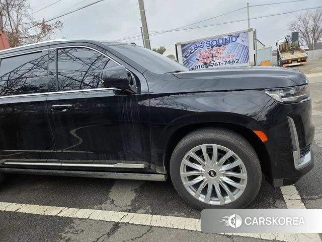 Cadillac Escalade 5th Generation 2021 Черный из Кореи, фото 2
