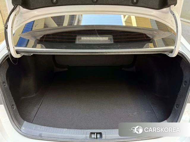 Toyota Corolla id 4274152 из Китая 7