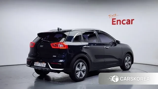 Kia Niro id 2903092 из Кореи 12