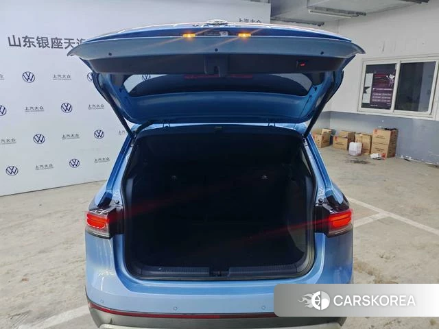 Volkswagen Tiguan L id 3857830 из Китая 11